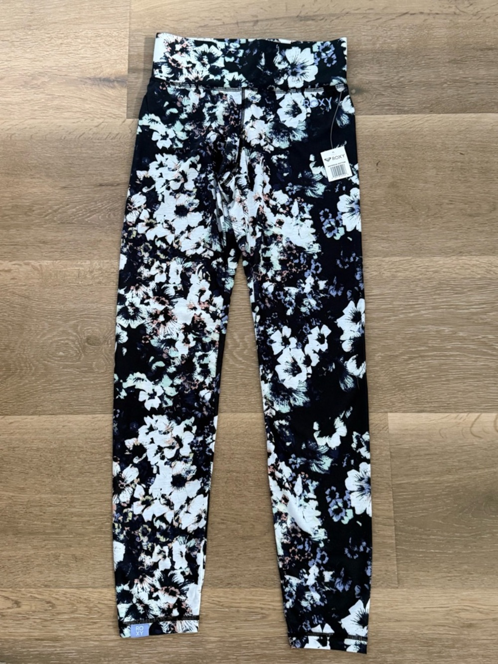 Roxy NWT Daybreak Floral Leggings Size Small
